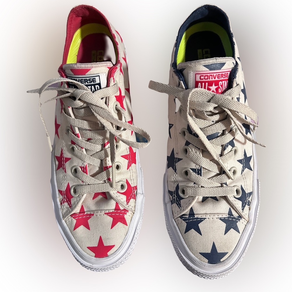 Rare Converse Chuck Taylor All Star low, unisex Men’s 7 Women’s 9